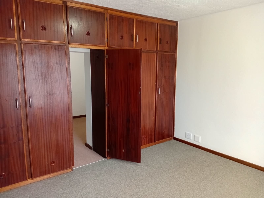 2 Bedroom Property for Sale in Beacon Bay Eastern Cape